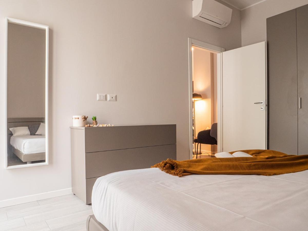 The Best Rent - Apartment With Balcony In Milan Downtown Exterior photo
