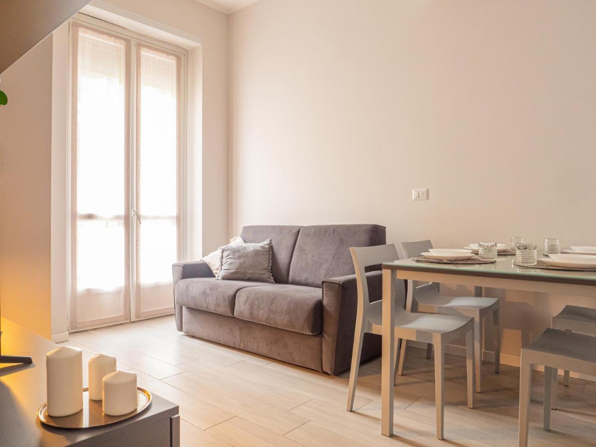 The Best Rent - Apartment With Balcony In Milan Downtown Exterior photo